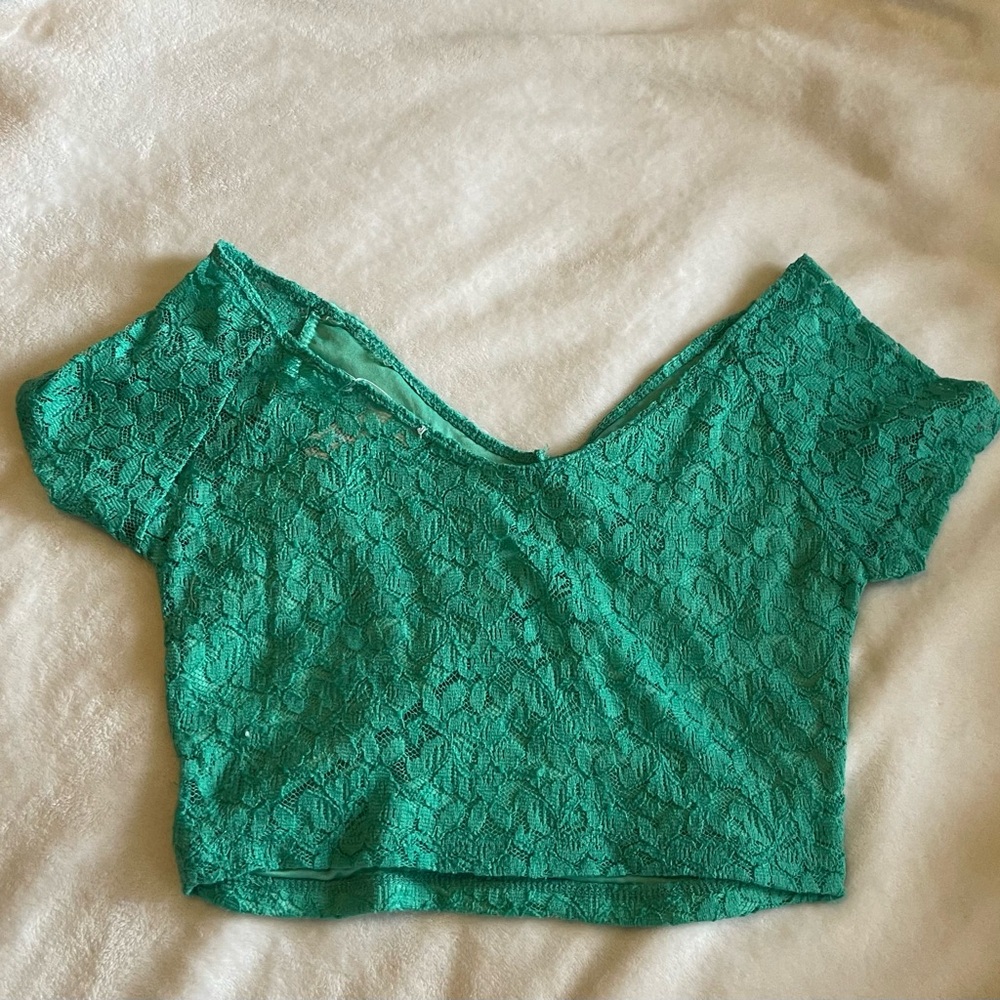 Crop top